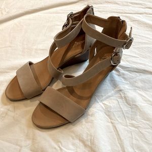 Franco Sarto dressy sandals Size 9